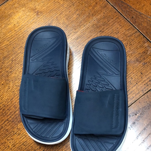 Vionic Rejuvenate Recovery Navy Sandal , USA size 6! Excellent condition - Picture 5 of 6